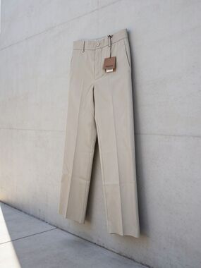 Burberry New Women’s Classic Straight-Leg Pants in Beige size 4